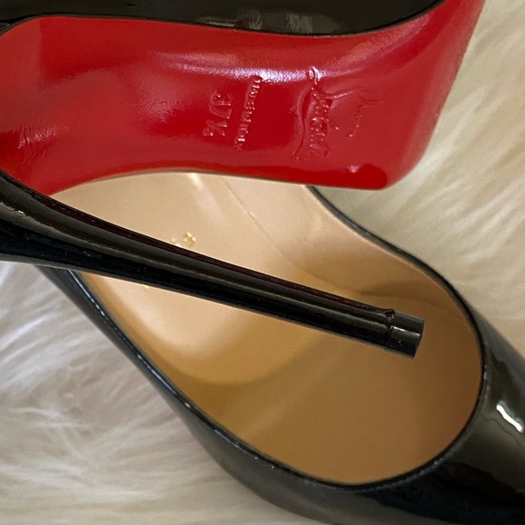 Christian Louboutin shoes - Picture 10 of 15